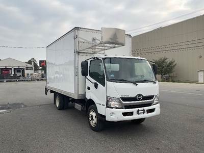 Hino 195 16 ft Box Truck - 210HP, 6 Speed Automatic, Roll up Door