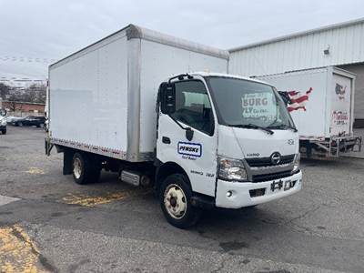 Hino 195 Box Truck - 210HP, 6 Speed Automatic, Roll up Door