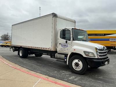 Hino 268 26 ft Box Truck - 230HP, 6 Speed Automatic, Roll up Door