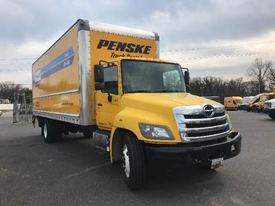 Hino 268 26 ft Box Truck - 230HP, 6 Speed Automatic, Roll up Door