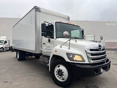 Hino 268 24 ft Box Truck - 230HP, 6 Speed Automatic, Roll up Door