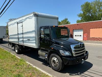 Hino 268 Box Truck - 260HP, 6 Speed Automatic, Roll up Door