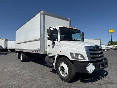 Hino 268 26 ft Box Truck - 230HP, 6 Speed Automatic, Roll up Door