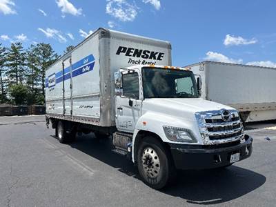 Hino 268 26 ft Box Truck - 230HP, 6 Speed Automatic, Roll up Door