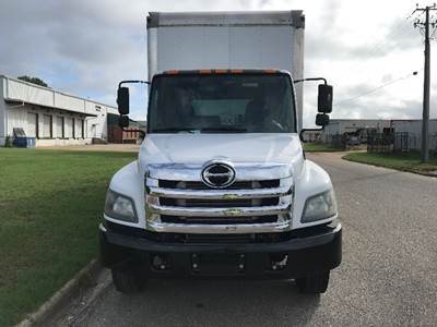 Hino 268 26 ft Box Truck - 230HP, 6 Speed Automatic, Roll up Door