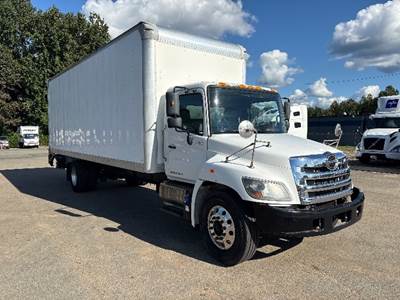 Hino 268 26 ft Box Truck - 230HP, 6 Speed Automatic, Roll up Door