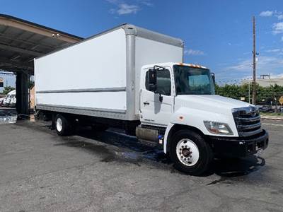 Hino 268 26 ft Box Truck - 230HP, 6 Speed Automatic, Roll up Door