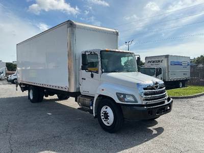 Hino 268 26 ft Box Truck - 230HP, 6 Speed Automatic, Roll up Door