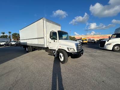 Hino 268 26 ft Box Truck - 230HP, 6 Speed Automatic, Roll up Door