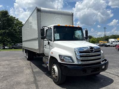 Hino 268 26 ft Box Truck - 230HP, 6 Speed Automatic, Roll up Door