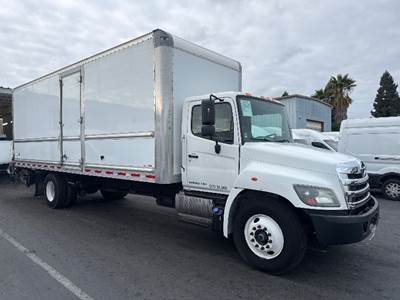 Hino 268 Box Truck - 230HP, 6 Speed Automatic, Roll up Door