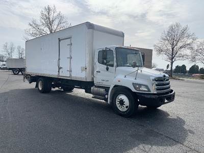 Hino 268 Box Truck - 230HP, 6 Speed Automatic, Roll up Door