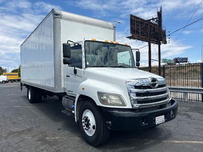 Hino 268 Box Truck - 230HP, 6 Speed Automatic, Roll up Door