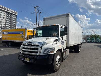 Hino 268 Box Truck - 230HP, 6 Speed Automatic, Roll up Door