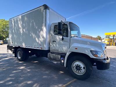 Hino 268 Box Truck - 230HP, 6 Speed Automatic, Roll up Door