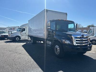 Hino 338 24 ft Box Truck - 260HP, 6 Speed Automatic, Roll up Door