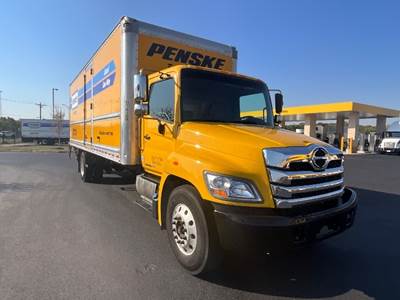 Hino 338 26 ft Box Truck - 260HP, 6 Speed Automatic, Roll up Door