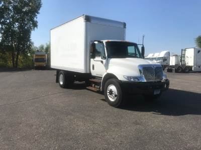 International 4300 16 ft Box Truck - 240HP, 7 Speed Automatic, Roll up Door