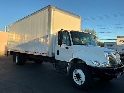 International 4300 Box Truck - 220HP, 6 Speed Automatic, Roll up Door