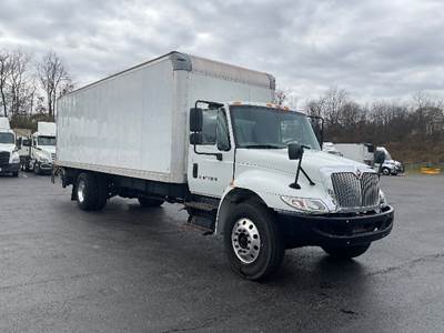 International 4300 Box Truck - 220HP, 7 Speed Automatic, Roll up Door