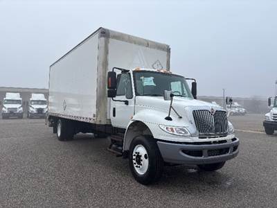 International 4300 Box Truck - 250HP, Roll up Door
