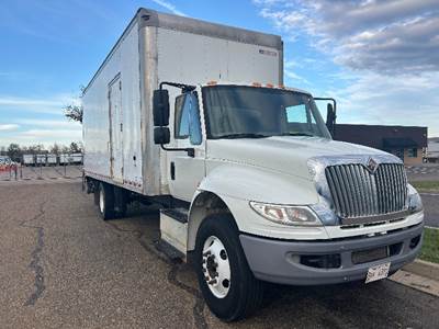 International 4300 Box Truck - 250HP, 6 Speed Automatic, Roll up Door