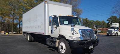 International 4300 Box Truck - 220HP, 6 Speed Automatic, Roll up Door