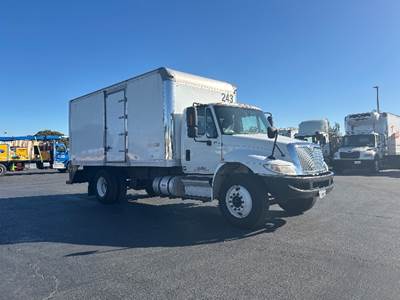 International 4300 Box Truck - 240HP, 7 Speed Automatic, Roll up Door