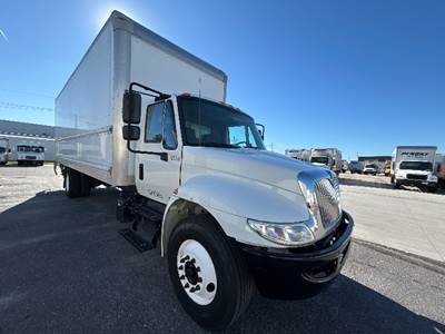 International 4300 Box Truck - 220HP, 7 Speed Automatic, Roll up Door