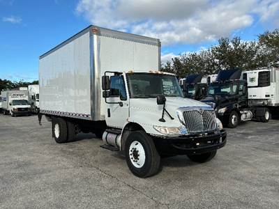 International 4300 Box Truck - 220HP, 6 Speed Automatic, Roll up Door