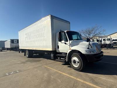 International 4300 Box Truck - 220HP, 6 Speed Automatic, Roll up Door