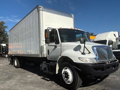 International 4300 Box Truck - 220HP, 6 Speed Automatic, Roll up Door