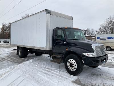 International 4300 Box Truck - 220HP, 6 Speed Automatic, Roll up Door