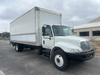 International 4300 Box Truck - 220HP, 7 Speed Automatic, Roll up Door