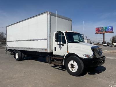 International 4300 Box Truck - 220HP, 7 Speed Automatic, Roll up Door
