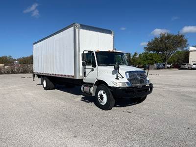 International 4300 Box Truck - 220HP, 6 Speed Automatic, Roll up Door