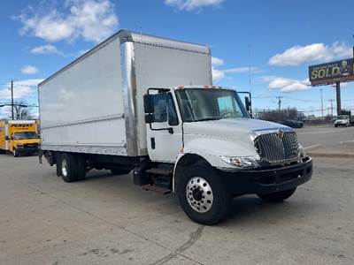 International 4300 Box Truck - 220HP, 7 Speed Automatic, Roll up Door