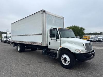 International 4300 Box Truck - 220HP, 7 Speed Automatic, Roll up Door