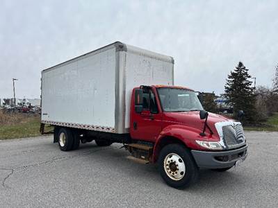 International 4300 Box Truck - 240HP, 6 Speed Automatic, Swing Door
