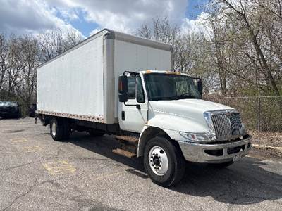 International 4300 Box Truck - 240HP, 6 Speed Automatic, Roll up Door