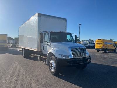 International 4300 Box Truck - 220HP, 6 Speed Automatic, Swing Door