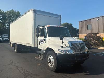 International 4300 Box Truck - 220HP, 6 Speed Automatic, Roll up Door
