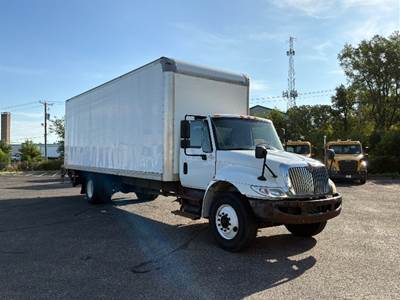 International 4300 Box Truck - 220HP, 6 Speed Automatic, Roll up Door