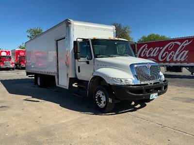 International 4300LP Box Truck - 220HP, 6 Speed Automatic, Roll up Door