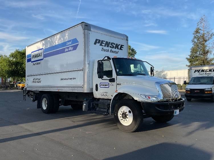 2020 International MV607 20 ft Box Truck - 220HP, 6 Speed Automatic ...