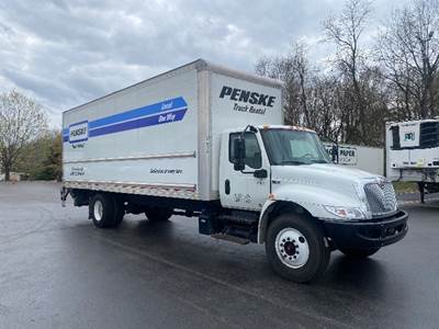 International MV607 Box Truck - 220HP, 6 Speed Automatic, Roll up Door