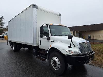 International MV607 Box Truck - 220HP, 6 Speed Automatic, Roll up Door
