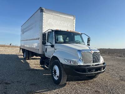 International MV607 Box Truck - 220HP, 6 Speed Automatic, Roll up Door