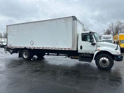International MV607 Box Truck - 240HP, 6 Speed Automatic, Roll up Door