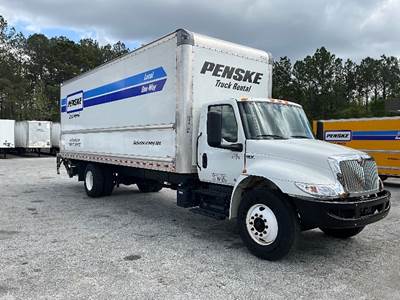 International MV607 Box Truck - 220HP, 6 Speed Automatic, Roll up Door